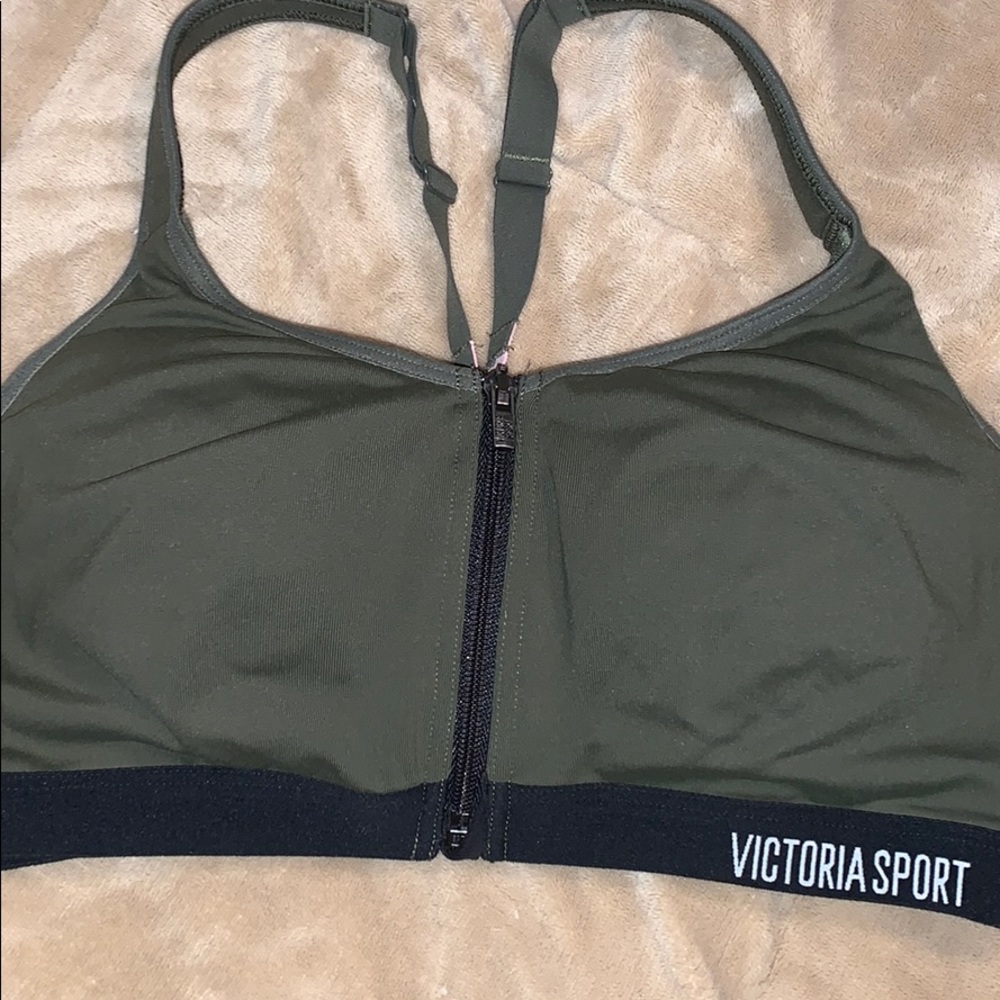 Victoria Sport Bra 36C